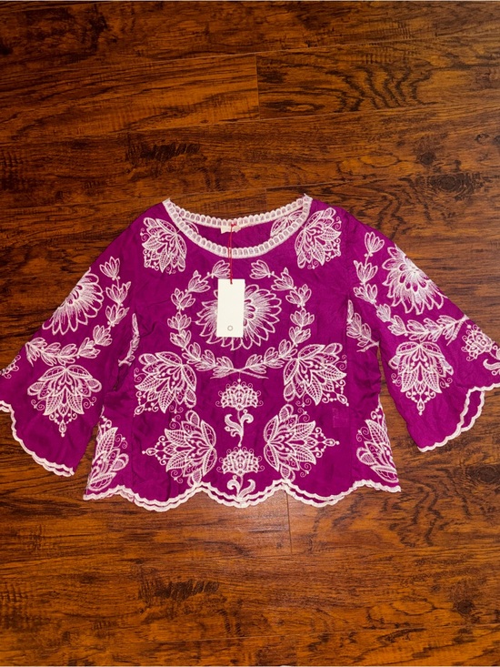 Anthropologie Tops - Solitaire Anthropologie NWT Embroidered Bell-Sleeve Blouse Magenta Scallop Lace